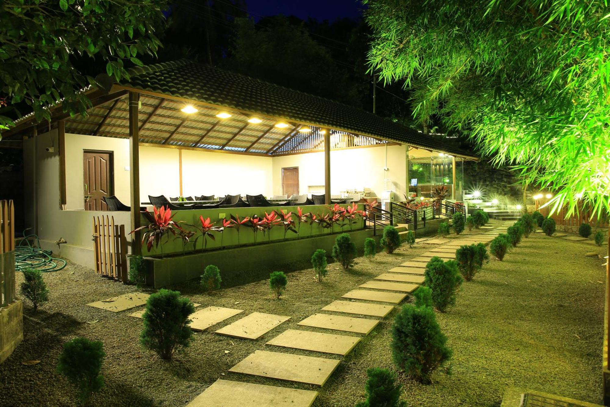 Misty Rain Estate Hotel Madikeri Eksteriør billede