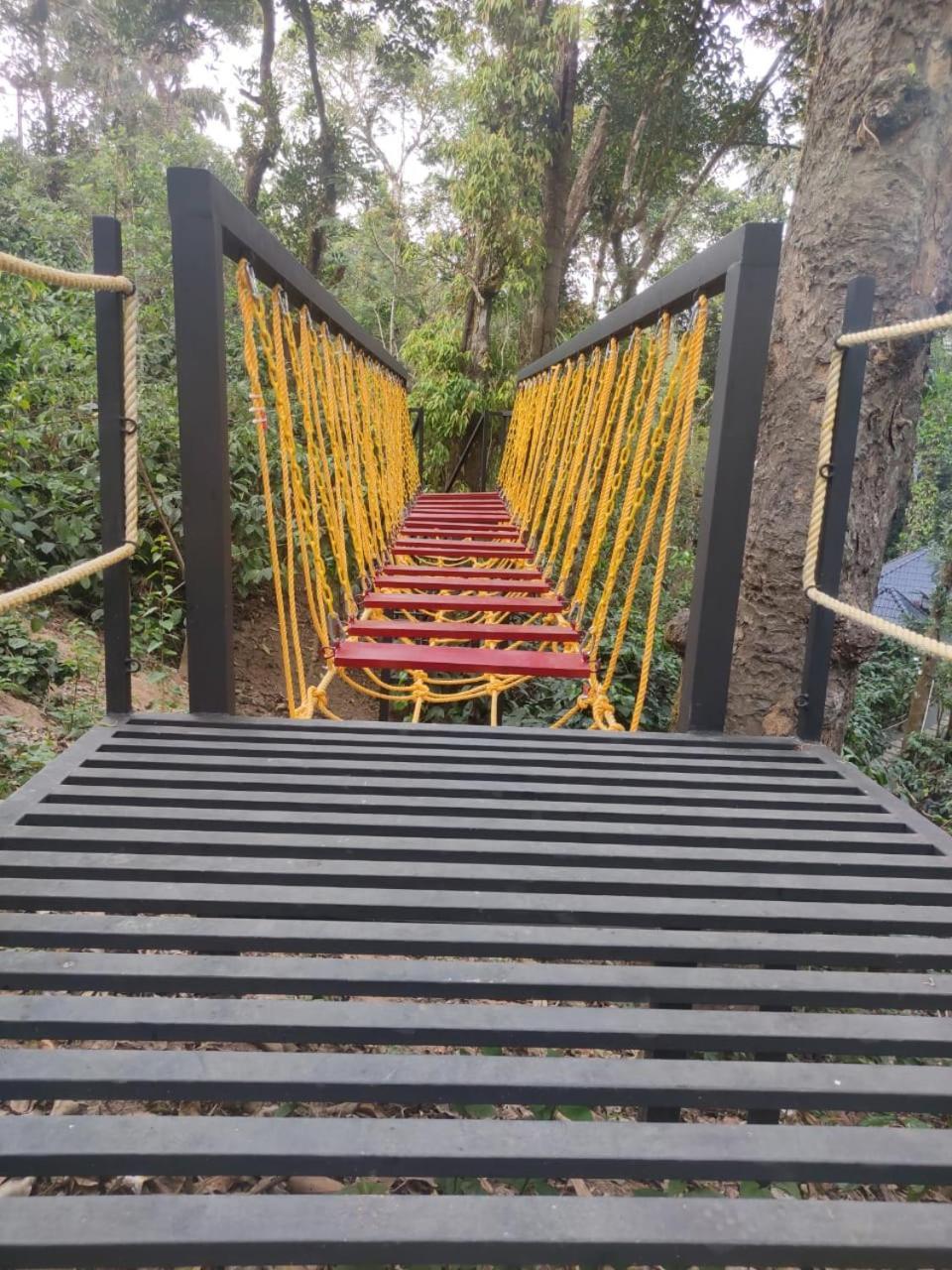 Misty Rain Estate Hotel Madikeri Eksteriør billede
